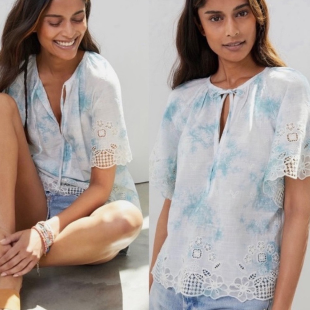 Anthropologie Olivia Embroidered Crochet Blue White Tie Dye Short Sleeve Blouse